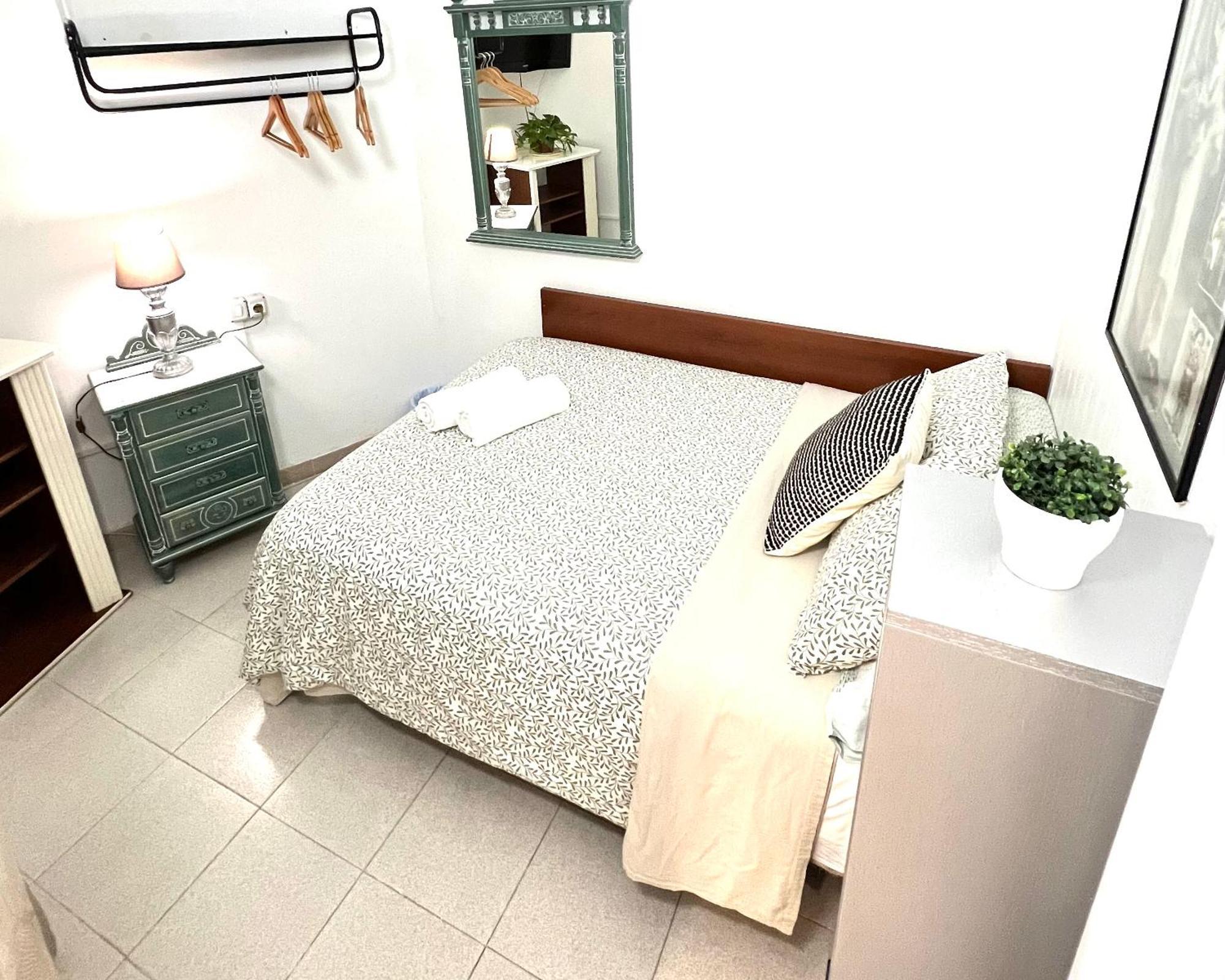 Alcamar Habitacion Privada Con Las Areas De Sala, Cocina Y Bano Que Se Comparten Cerca Al Mar! Alcalá la Real Eksteriør bilde