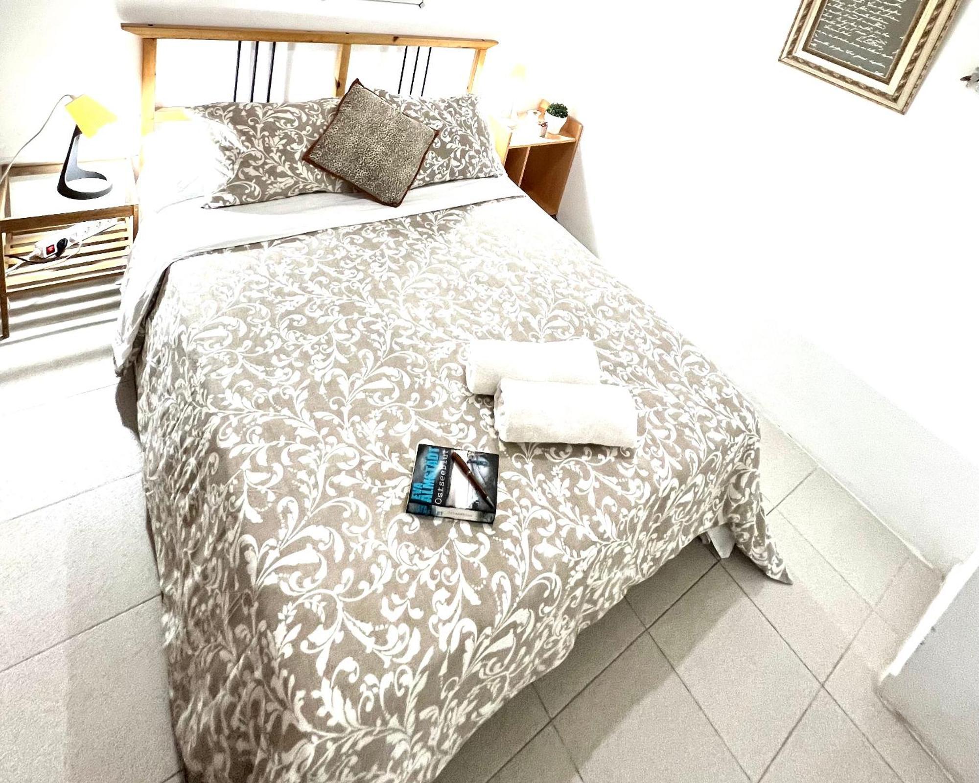 Alcamar Habitacion Privada Con Las Areas De Sala, Cocina Y Bano Que Se Comparten Cerca Al Mar! Alcalá la Real Eksteriør bilde