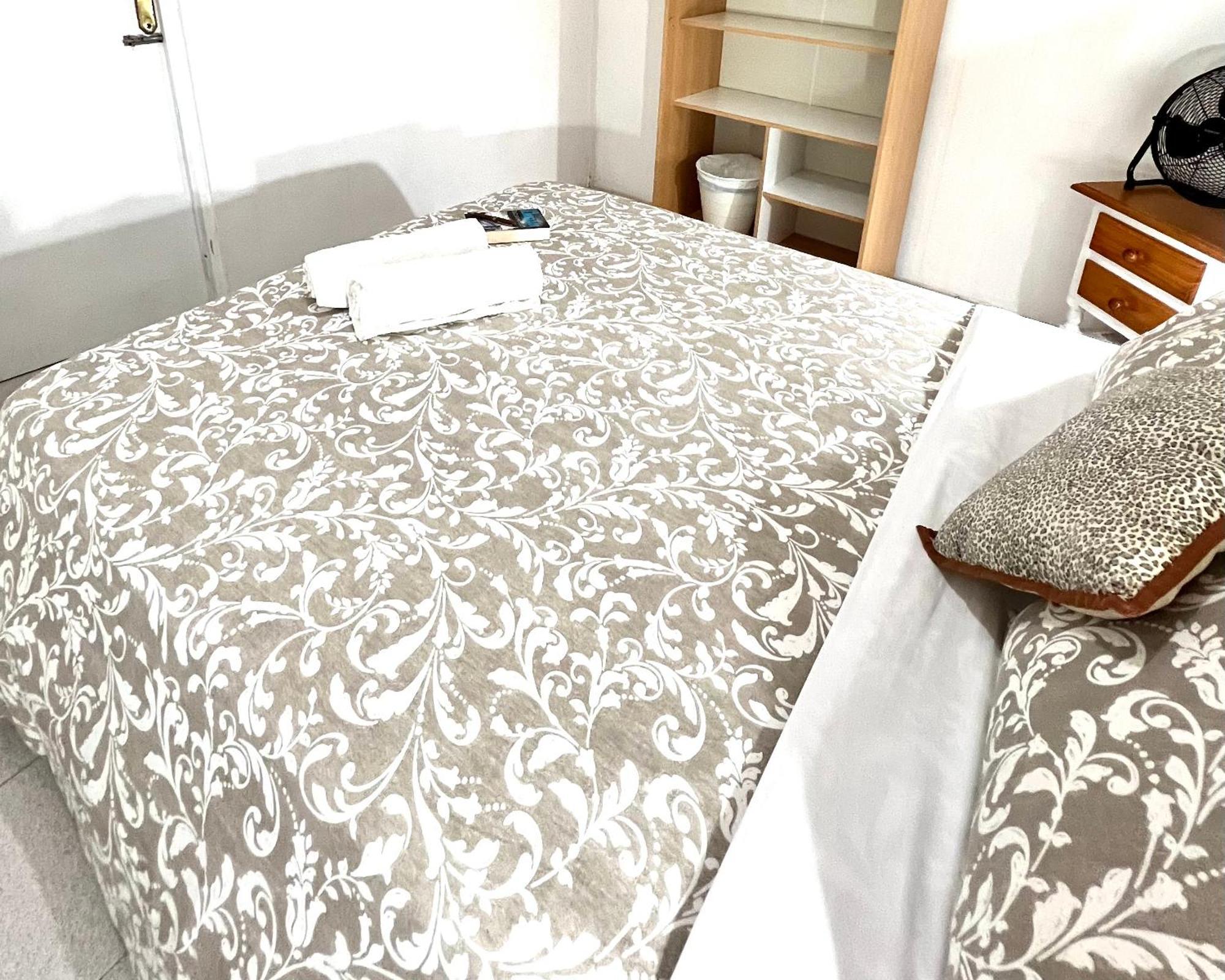 Alcamar Habitacion Privada Con Las Areas De Sala, Cocina Y Bano Que Se Comparten Cerca Al Mar! Alcalá la Real Eksteriør bilde