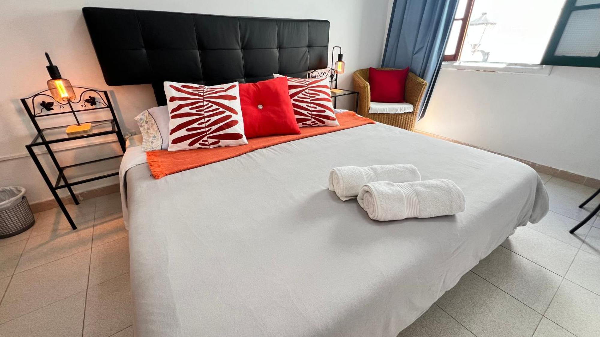 Alcamar Habitacion Privada Con Las Areas De Sala, Cocina Y Bano Que Se Comparten Cerca Al Mar! Alcalá la Real Eksteriør bilde